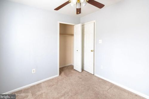 7922 Pebble Brk Ct, Springfield VA  22153-2619 exterior