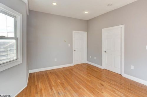 399 Riv St, Paterson NJ 07502-1012 exterior