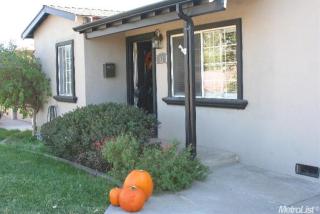 617 Wilson Ln, Manteca, CA 95337-5448