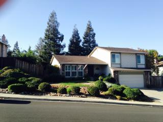 3145 Mountaire Dr, Antioch, CA 94509-5199