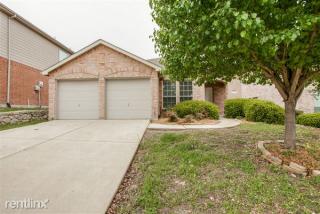 2404 Becard Dr, Mesquite TX  75181-2931 exterior