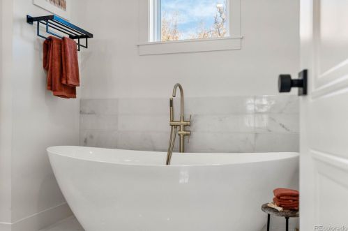 462 Pennsylvania St, Denver CO  80203-3614 exterior