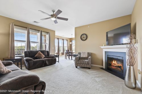 631 Ml Pond Way, Tinton Falls NJ 07724-2478 exterior