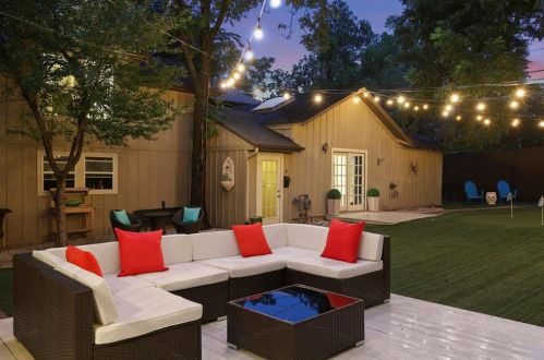 4332 Avondale Ave, Dallas TX  75219-3115 exterior