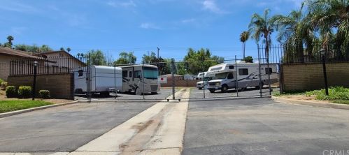 2752 Apple Orchard Ln, Riverside CA exterior