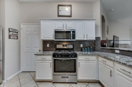 509 Flowering Plum Ln, Fort Worth TX  76140-6558 exterior