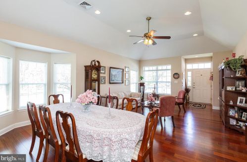 1700 Speedwell Rd, Lancaster PA  17601-4628 exterior