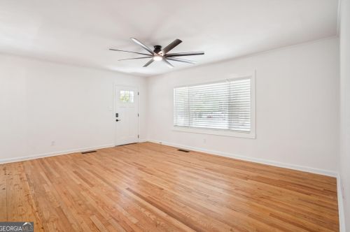 3985 Atlanta Rd, Smyrna GA  30080-5968 exterior