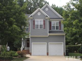 8173 Rolling Glenn Dr, Raleigh, NC 27616-8695
