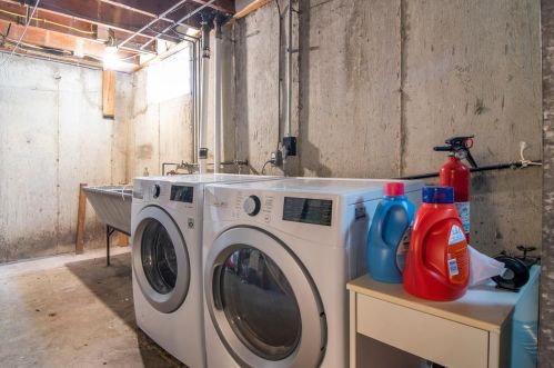 2267 Deblin Dr, Cincinnati OH  45239-5678 exterior