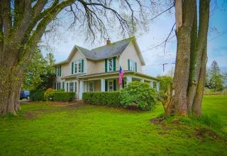 2885 Creasy Rd, Custer, WA 98240-9709