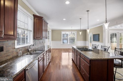 285 Mt Laurel Rd, Mount Laurel NJ  08054-9557 exterior