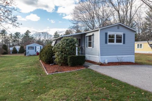 66 Fairfield Dr, Concord, NH 03301-5279