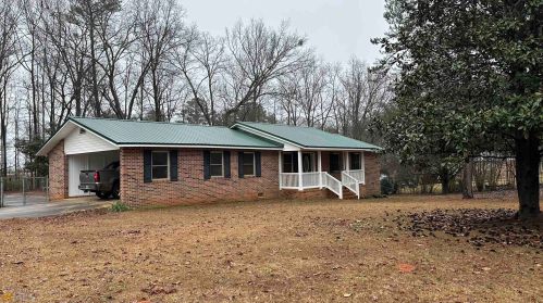 520 Honeysuckle Dr, Thomaston, GA 30286-2408
