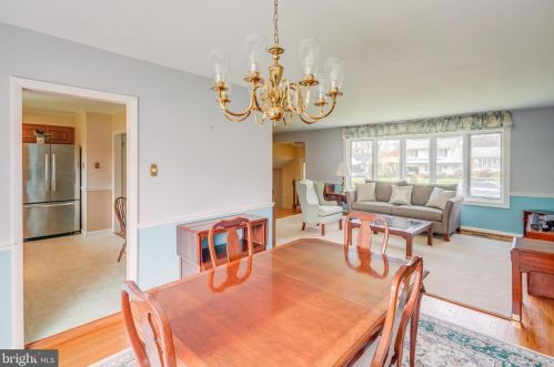 852 Wayside Ln, Haddonfield NJ 08033-1047 exterior