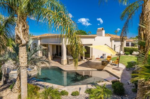 6 Carrera Pl, Rancho Mirage, CA 92270-3227
