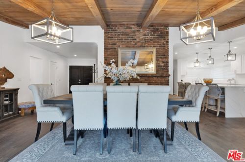 6222 Altura Ave, Glendale CA  91214-2325 exterior