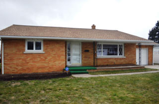 822 42nd St, Erie, PA 16504-3106