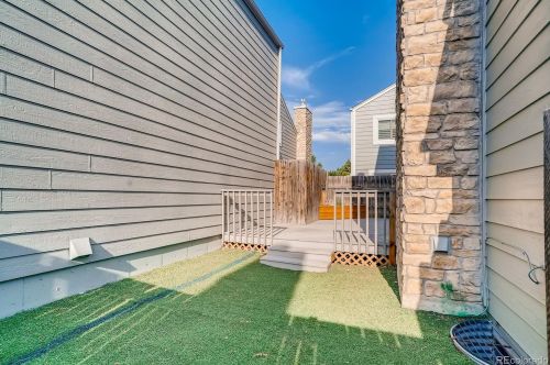 11823 Cornell Cir, Aurora CO 80014-5700 exterior