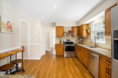 106 Pleasant Hill Rd, Dover NJ  07869-3467 exterior