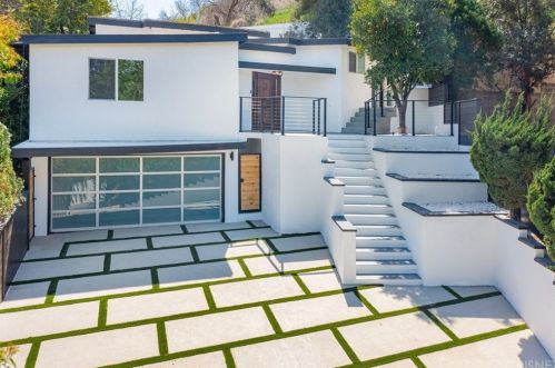 3675 Ventura Canyon Ave, Van Nuys, CA 91423-4811