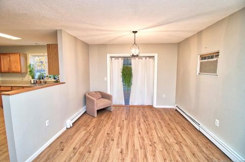 289 Notting Hill Gate, Torrington CT  06790-6061 exterior