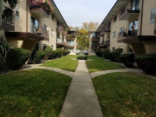 5328 Windsor Ave, Chicago, IL 60630-3732