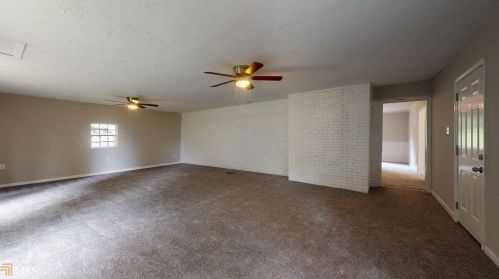 4100 Coatsworth Dr, Rex GA 30273-1500 exterior