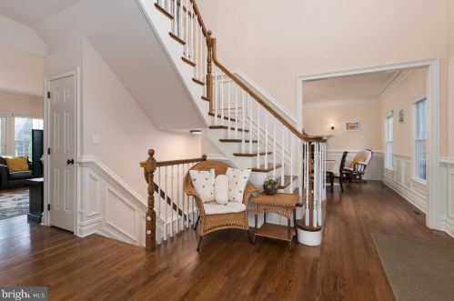 58 Cedar Ln, Princeton NJ  08540-5309 exterior