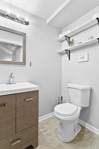 6831 Missouri Ave, Hammond IN  46323-1836 exterior