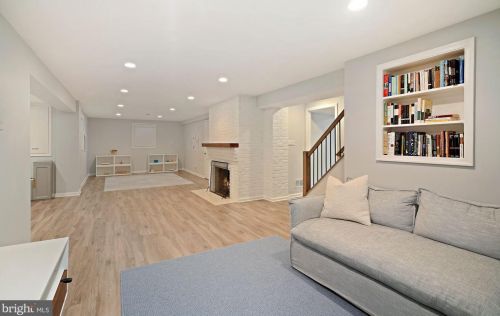 6543 Chesterfield Ave, Mc Lean VA  22101-5231 exterior