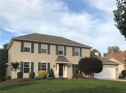 17688 Plymouth Row, Cleveland OH  44136-7074 exterior