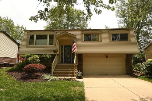 7447 160th Pl, Tinley Park, IL 60477-1515