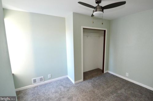 1161 Juniper St, Philadelphia PA  19147-4419 exterior