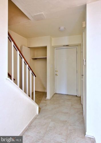 10374 Barcan Cir, Columbia, MD 21044-2504
