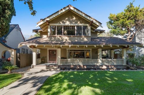 4465 5th St, Riverside CA  92501-2615 exterior