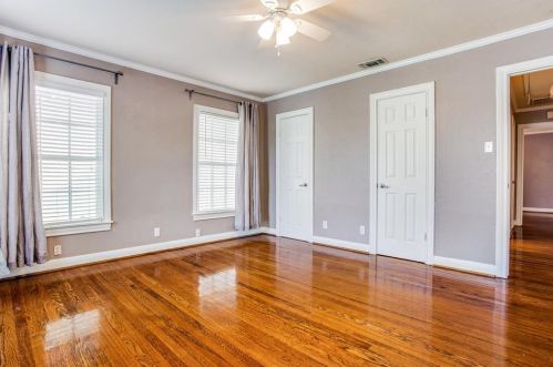 4216 Locke Ave, Fort Worth TX  76107-5520 exterior