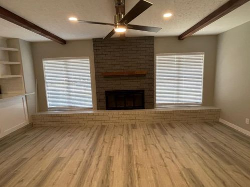 908 Windswept Dr, Conroe TX  77301-1146 exterior