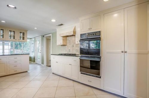 3200 Lamesa Pl, Fort Worth TX  76109 exterior