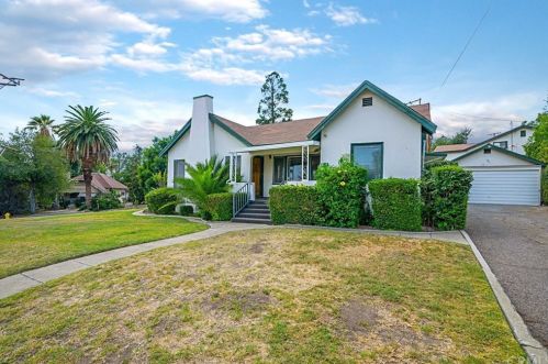 2419 Vista Dr, Upland, CA 91784-1136