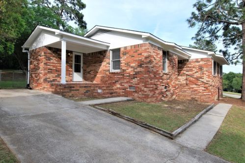 611 Hampton Cir, North Augusta, SC 29841-2568