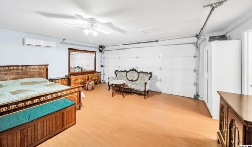 809 Lomita Ave, Glendale CA  91205-1617 exterior