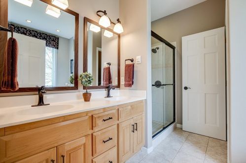 851 Heron Ave, Saint Paul MN  55128-5343 exterior