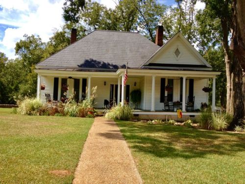 418 Penn St, Meeting Street, SC 29824-1146