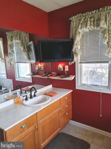 521 Windemere Dr, Aberdeen MD  21001-1807 exterior