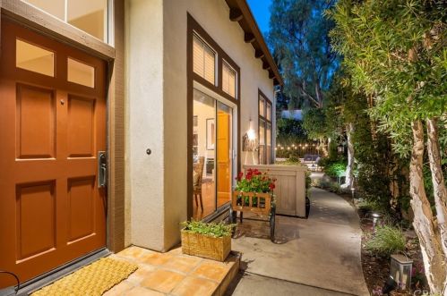 10888 Dishman Pl, Tustin, CA 92782-1316