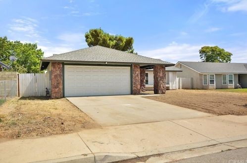 5825 Cynthia St, San Bernardino, CA 92407-2232