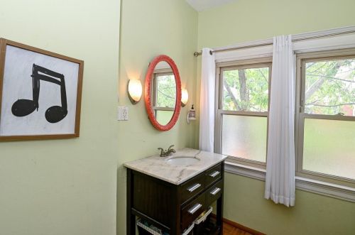 342 Ada St, Cincinnati OH 45219-1102 exterior