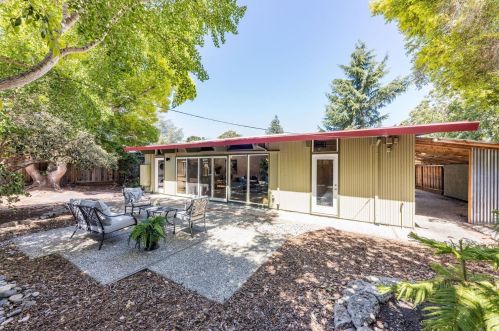 3641 Ramona St, Palo Alto, CA 94306
