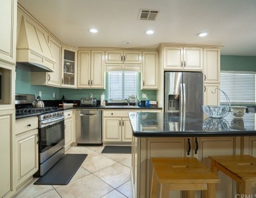 3527 Cooperstown Ave, Lancaster CA  93535-2429 exterior